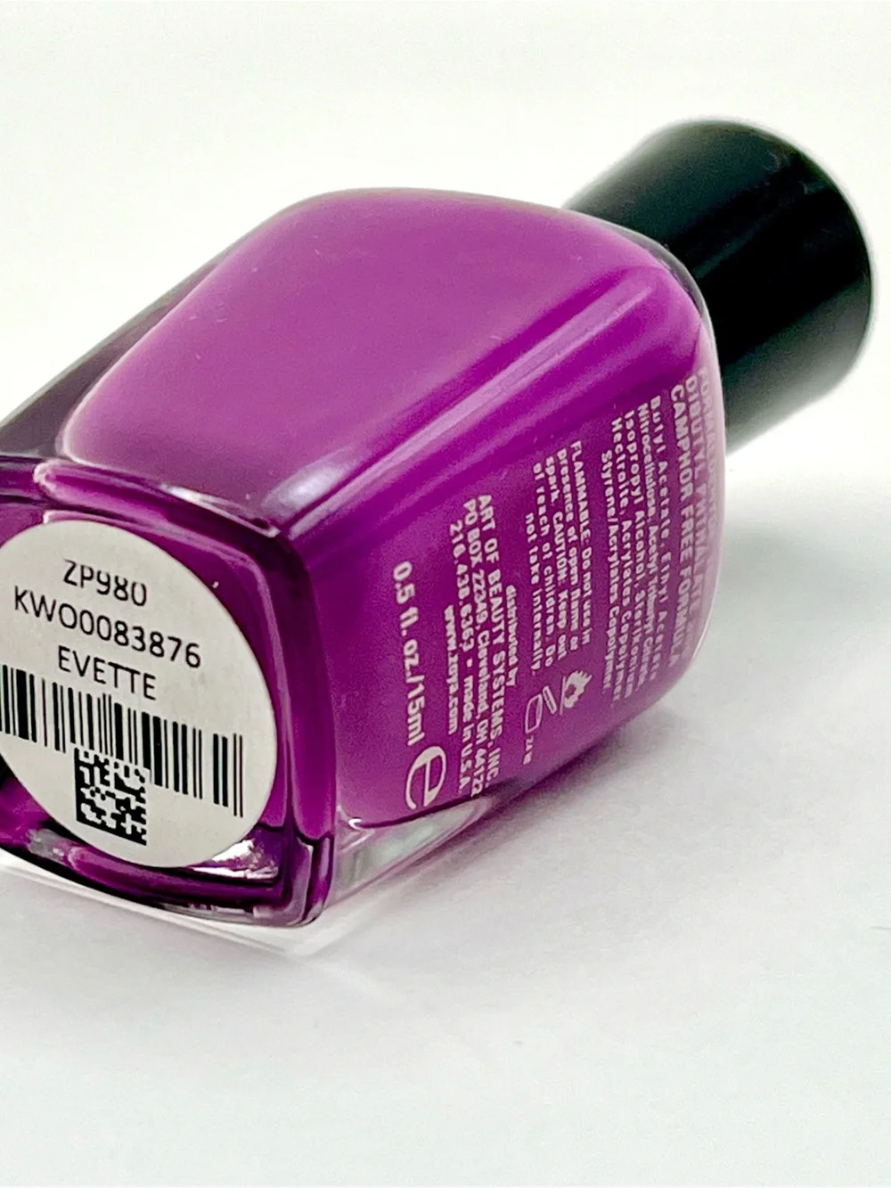 NEW Zoya “Evette”